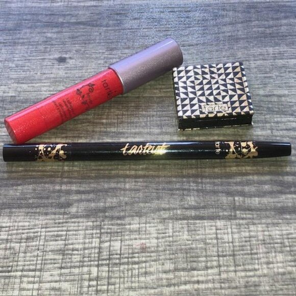 3pc Tarte Bundle! Poker Face Eyeshadow Double Take Eyeliner & Fever Lip Gloss - Picture 1 of 5